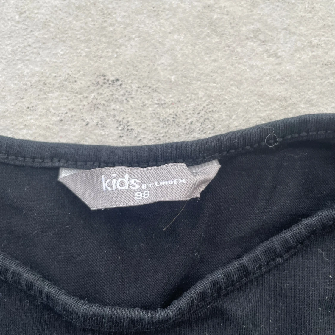 Svart långärmad tröja från Lindex - 2