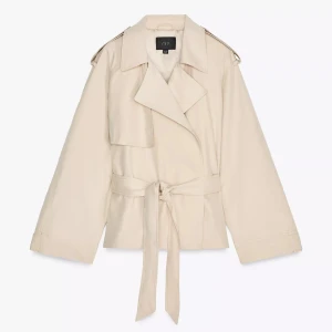 Kort trenchcoat med bälte - Köpte i våras, fortfarande i superfint skick och knappt använd. Slutsåld på hemsidan.🤍