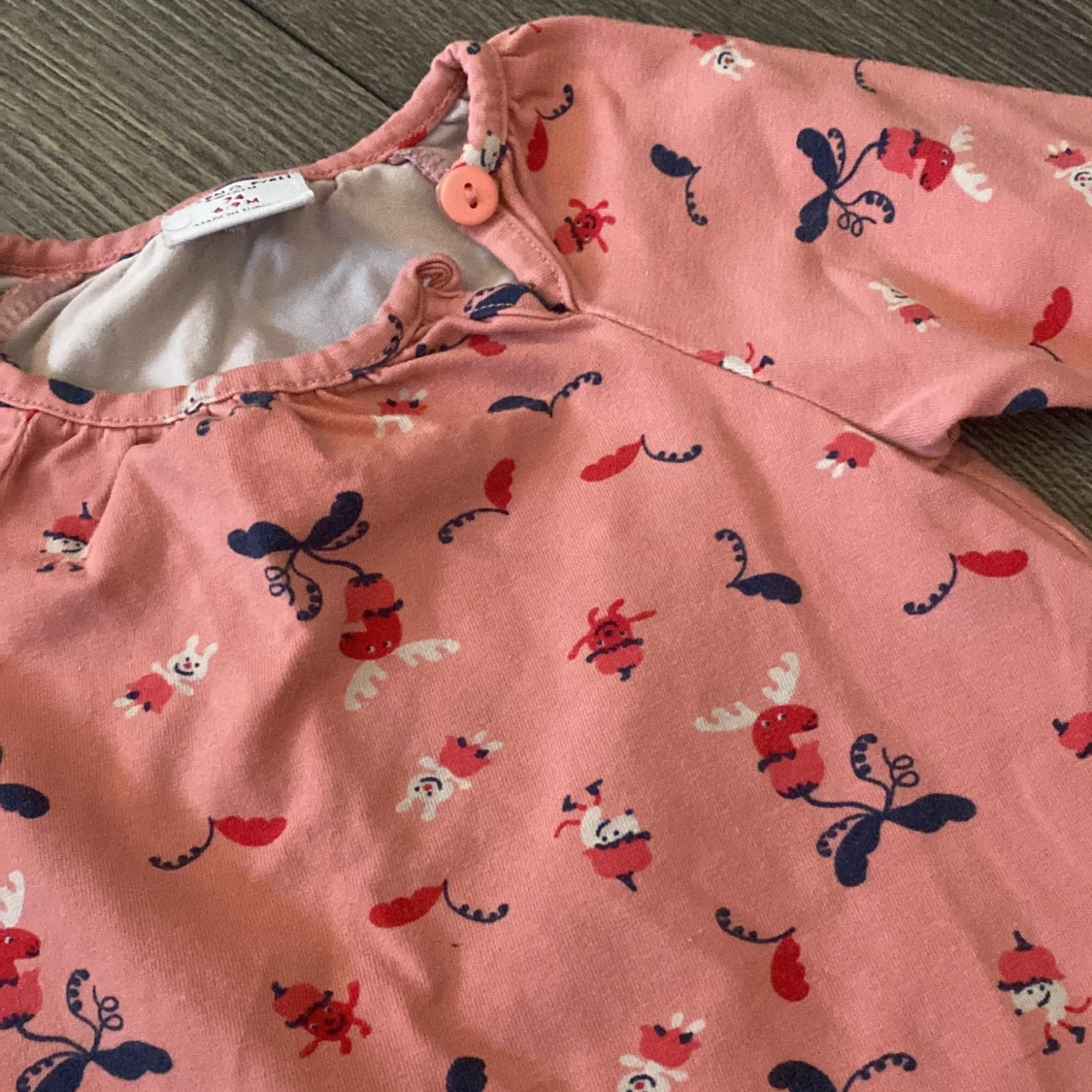 Rosa blus med djurmönster Polarn O. Pyret - 1