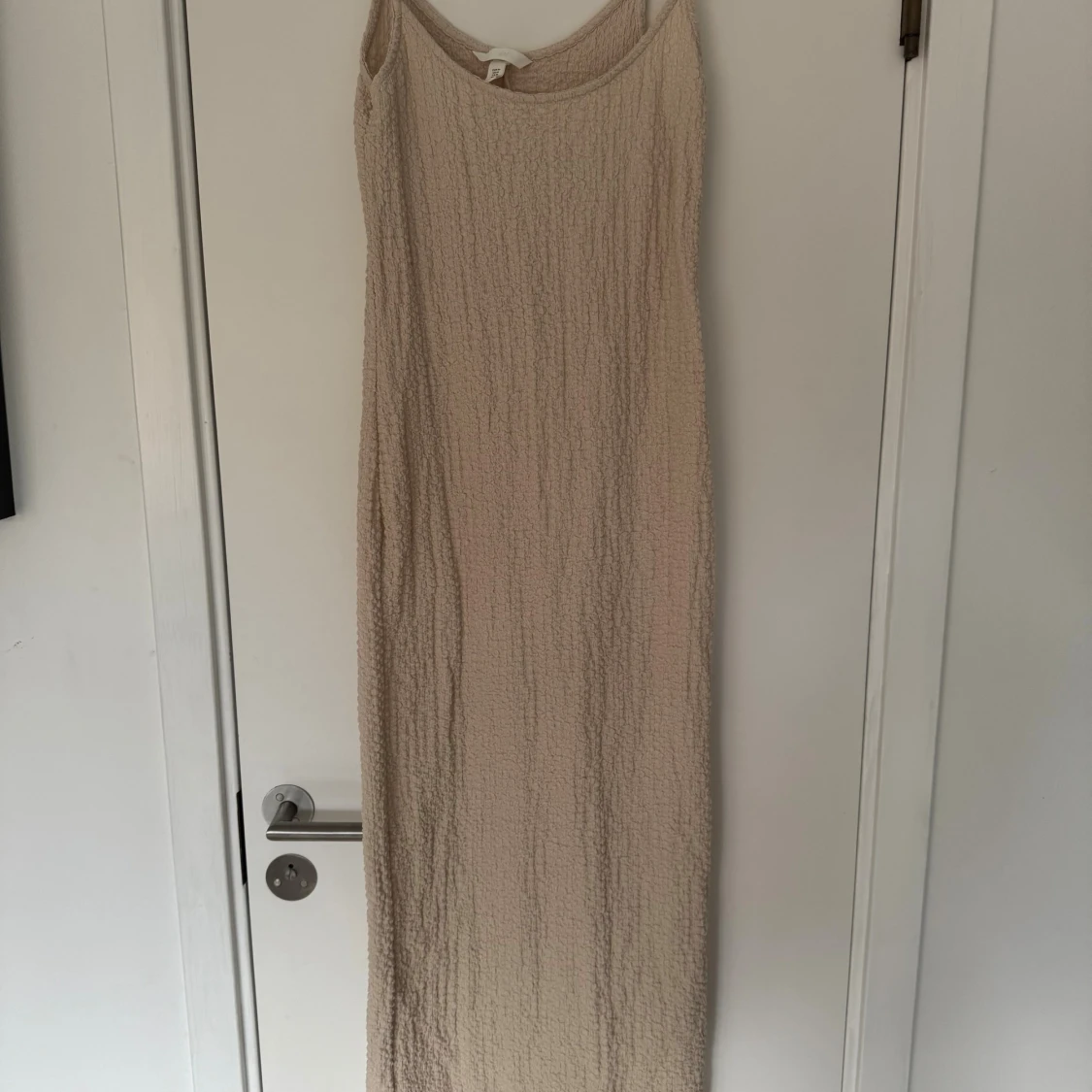 Beige långklänning från H&M - 1