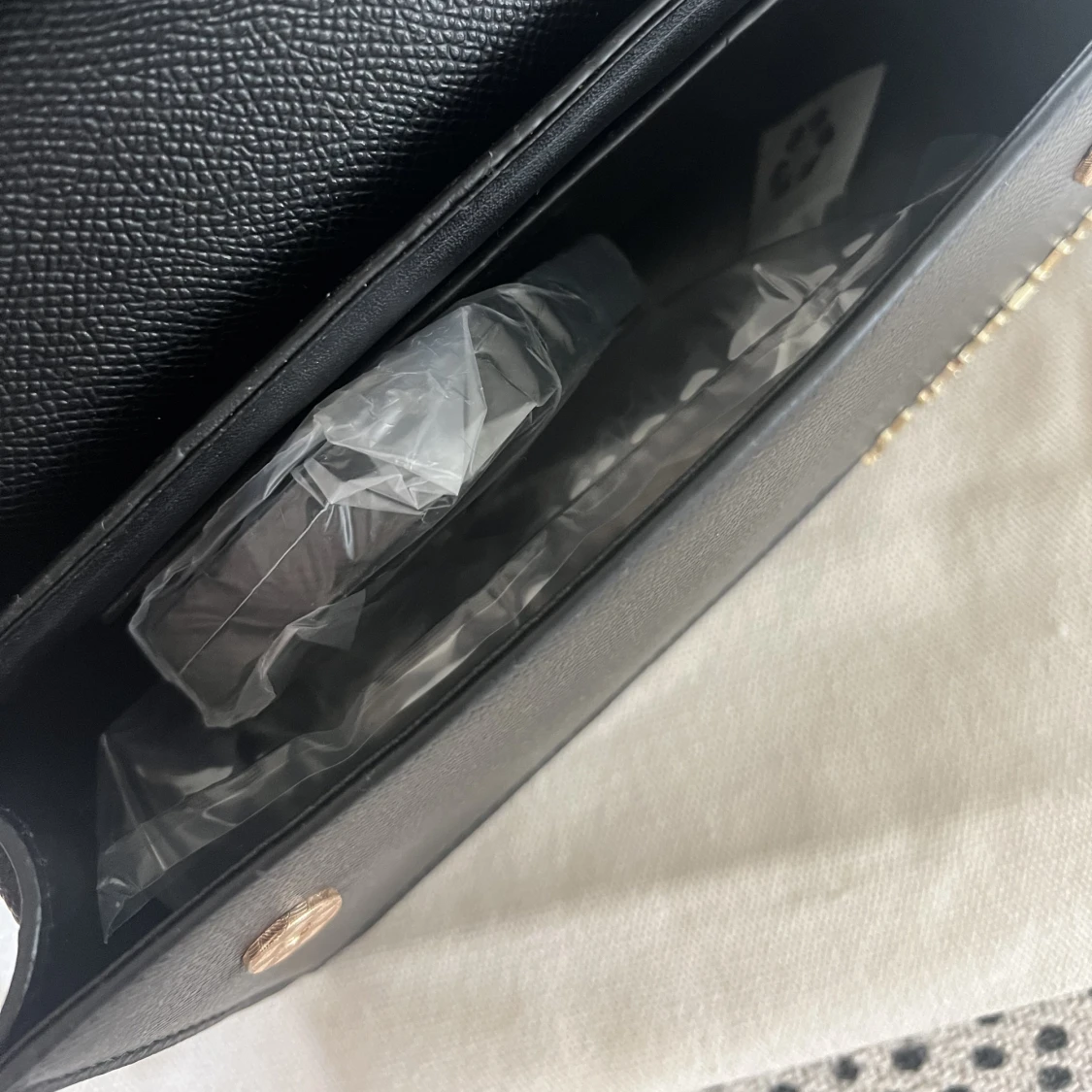 Svart liten väska  - 2