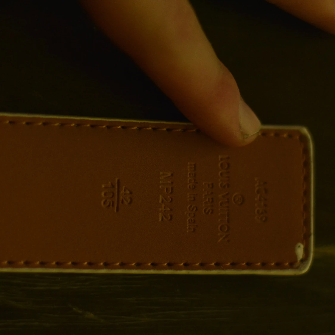 Louise Vuitton bälte med graffiti motiv - 3