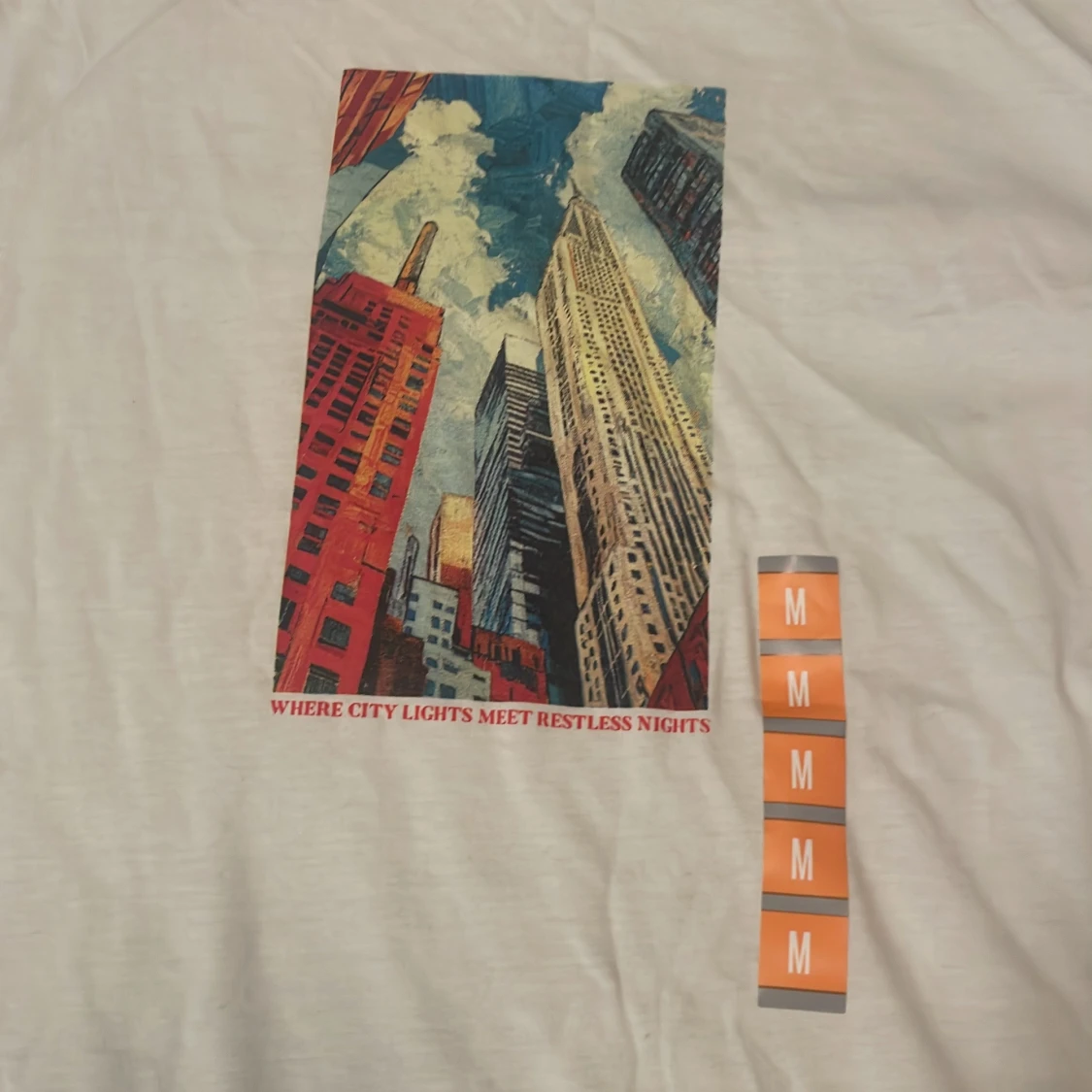 Vit t-shirt med citymotiv från Xside - 1