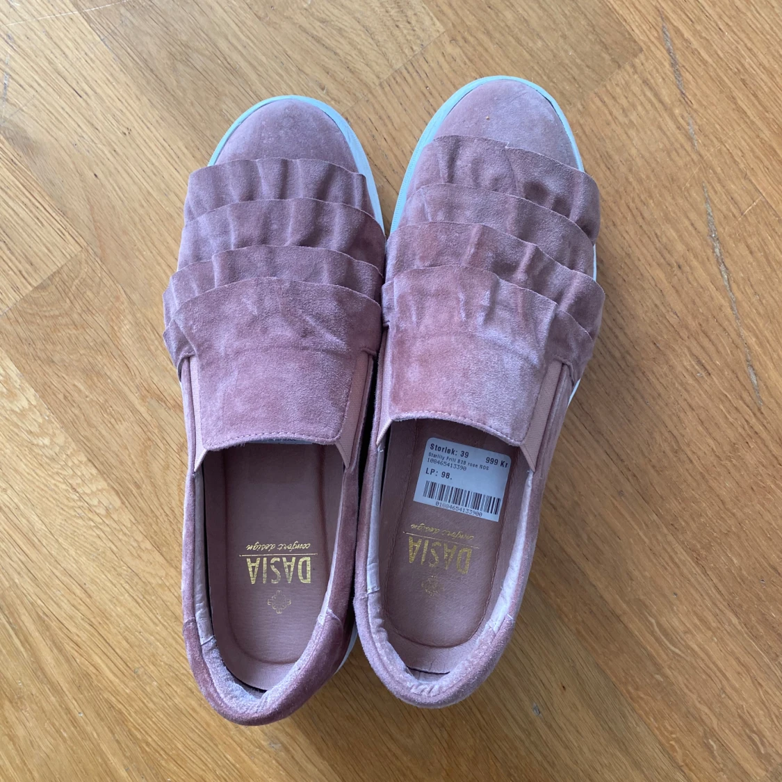 Rosa mockasneakers från Dasia