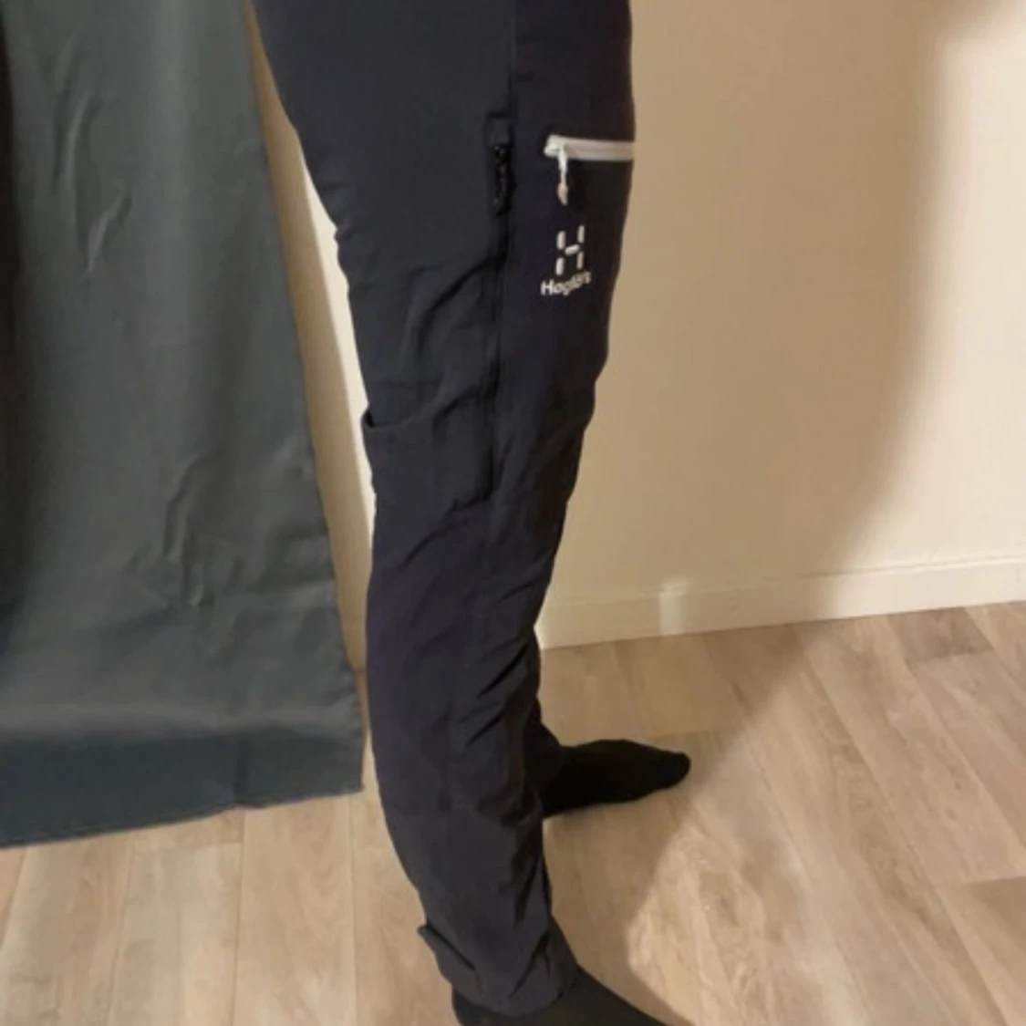 Svarta täckbyxor från Haglöfs - 3