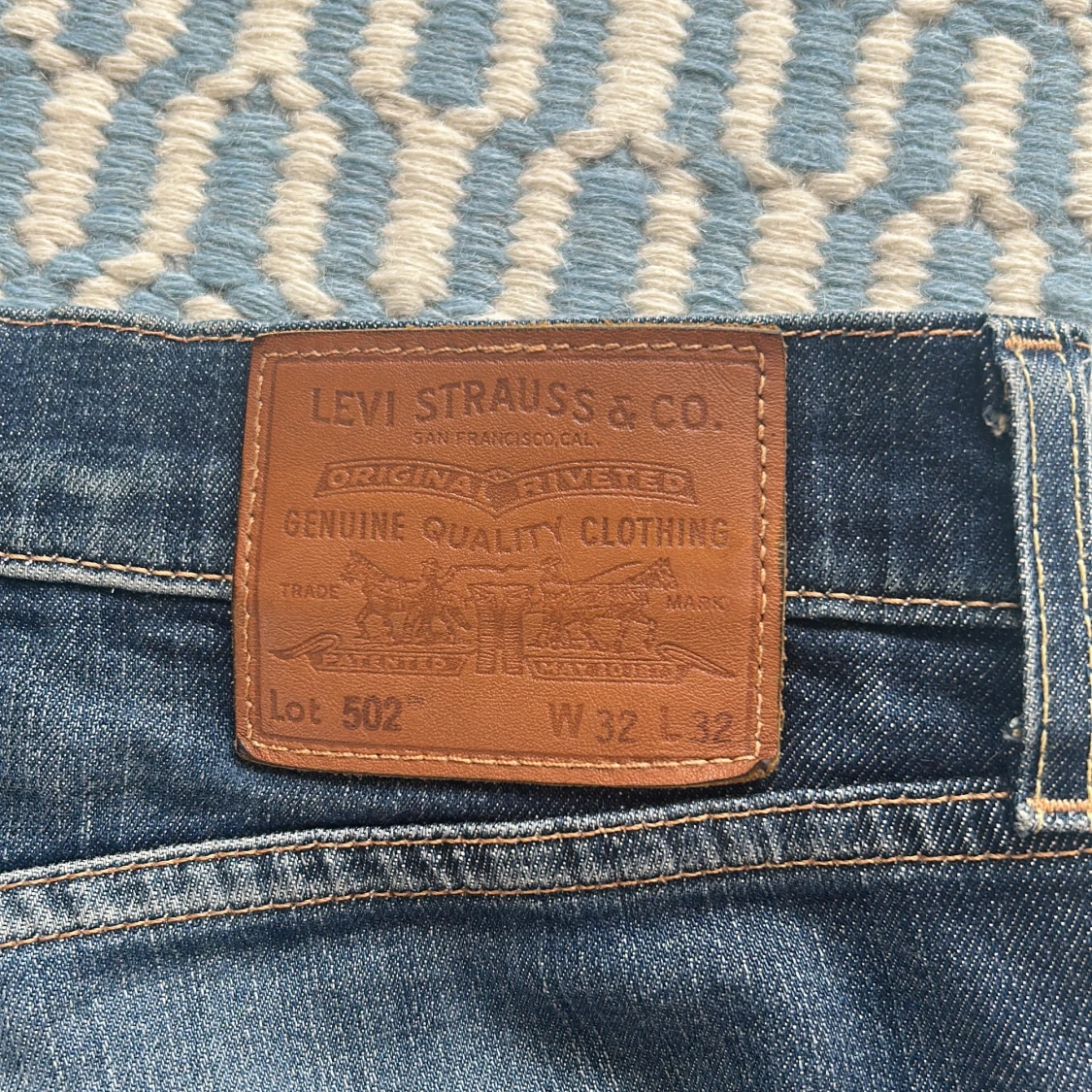Levis 502 - 3