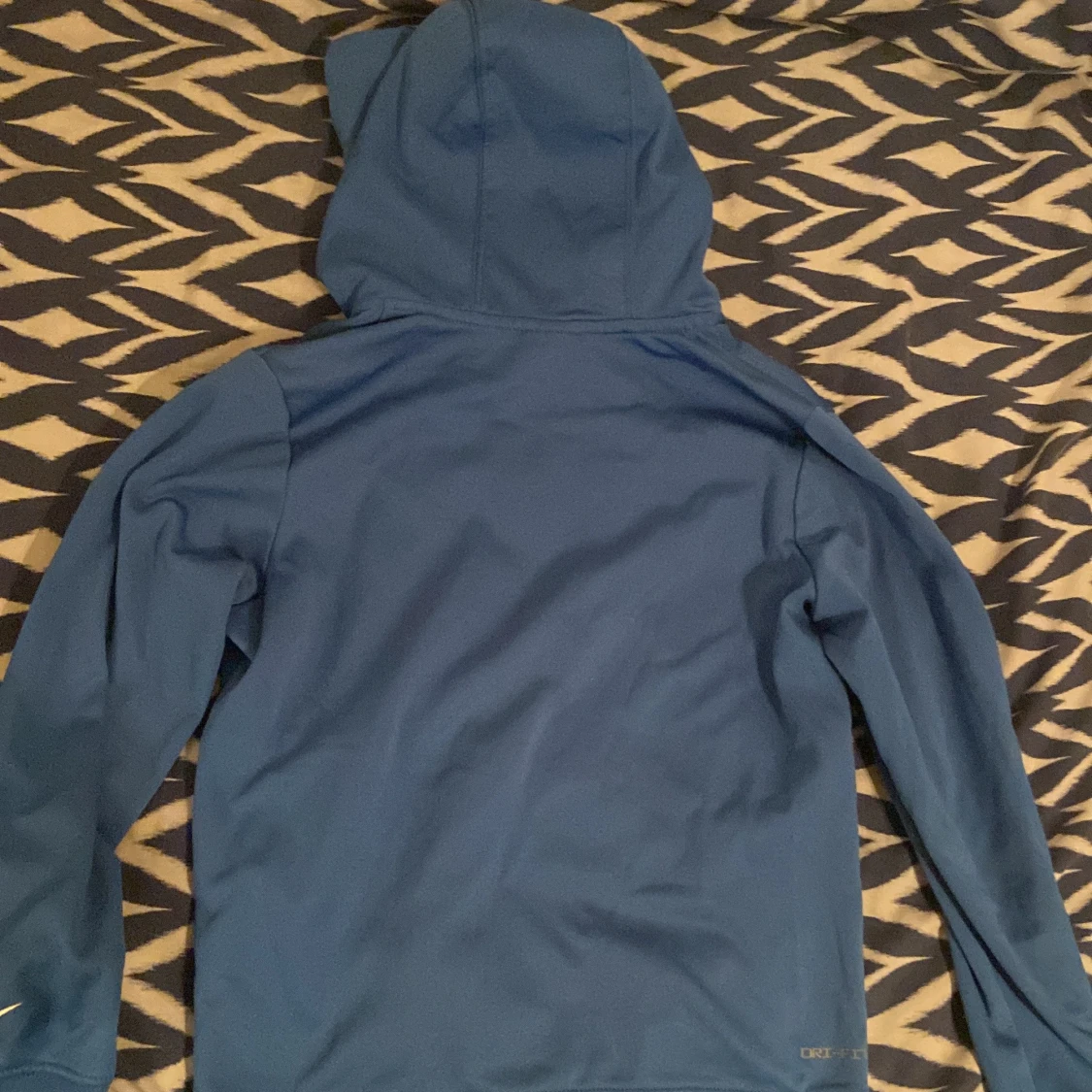 Nike hoodie (L i barnstorlek) - 1