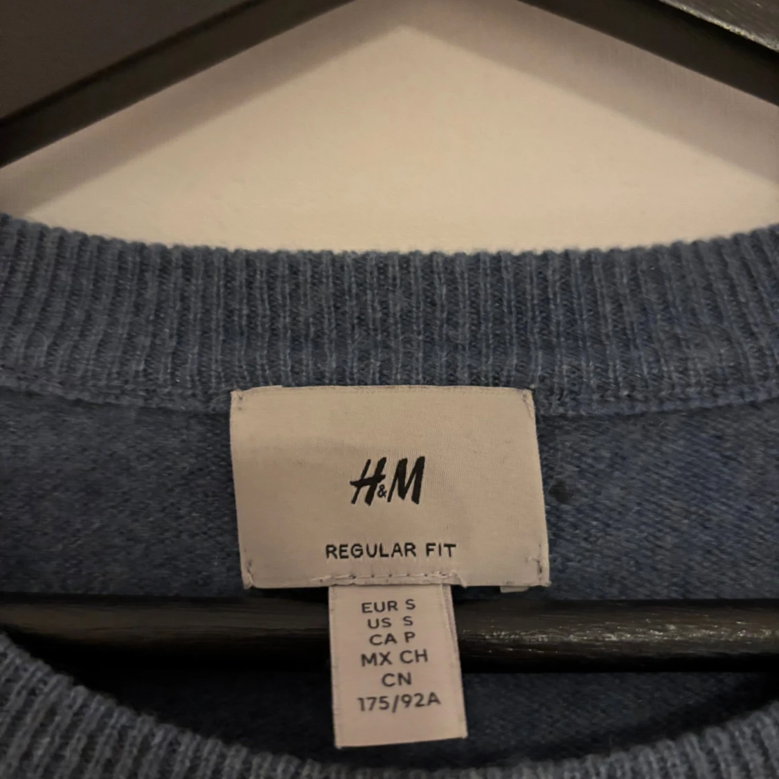 Blå Kashmir tröja från H&M - 1