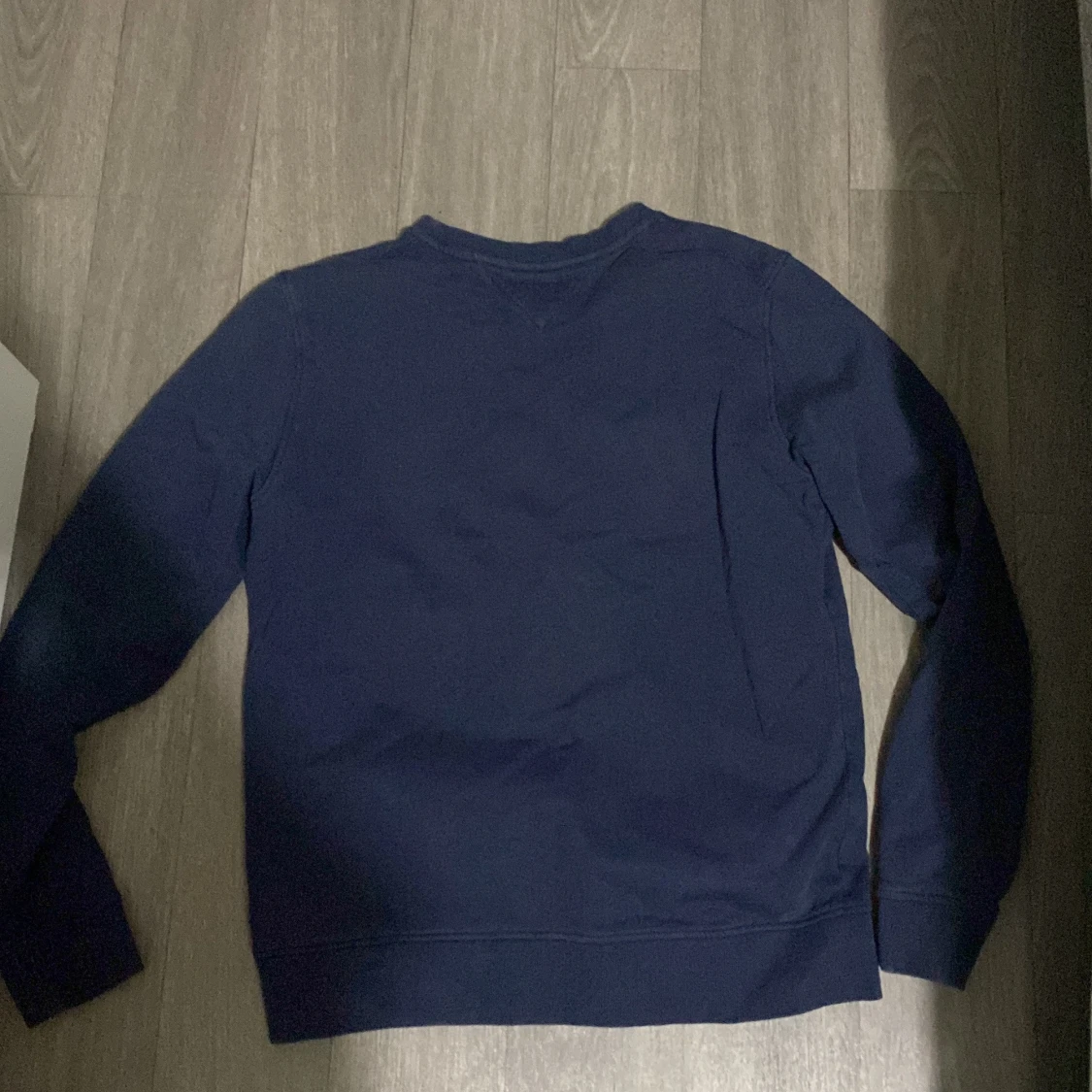 Mörkblå Tommy Hilfiger sweatshirt - 2