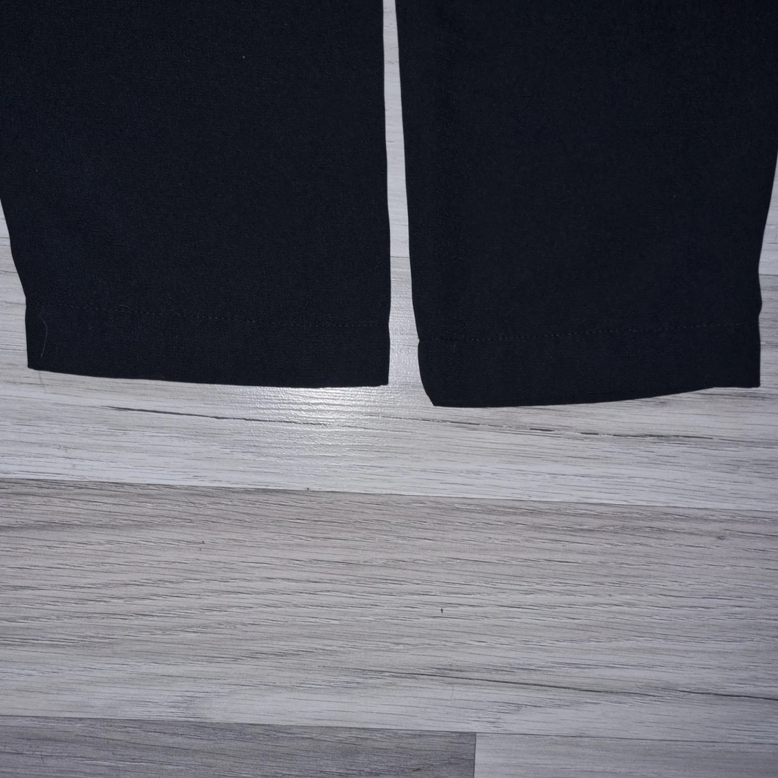 Svarta byxor med resår från BikBok - 4