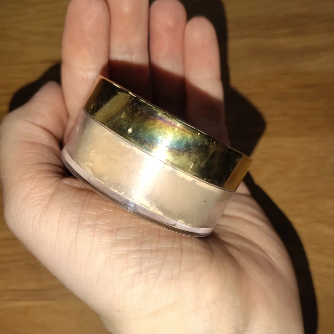 Banana Setting Powder från Bellápierre - 2