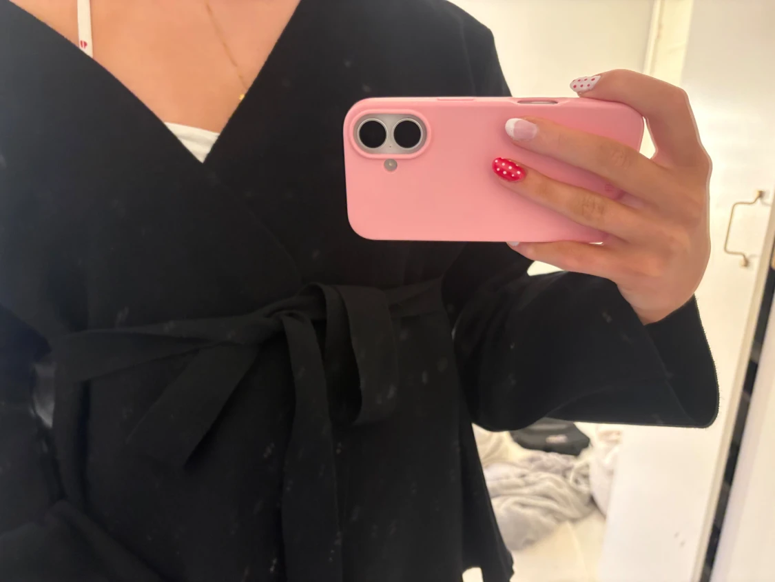 Stickad kofta ifrån Missäy - 1