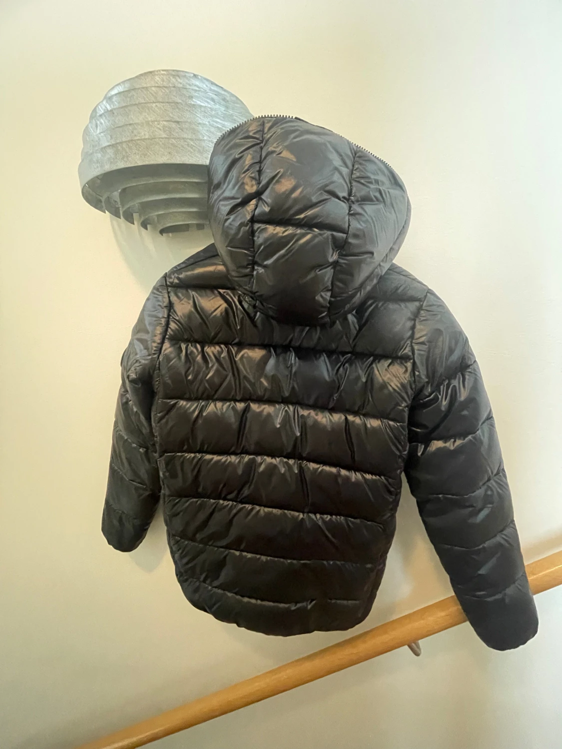 Svart pufferjacka från Save The Duck - 1