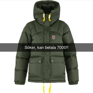 SÖKER Fjällräven expedition down lite jacket W - Söker denna jackan kan betala riktigt bra! Alltså 7000.  I nyskick isåfall. Storlek XS men S kan funka också.