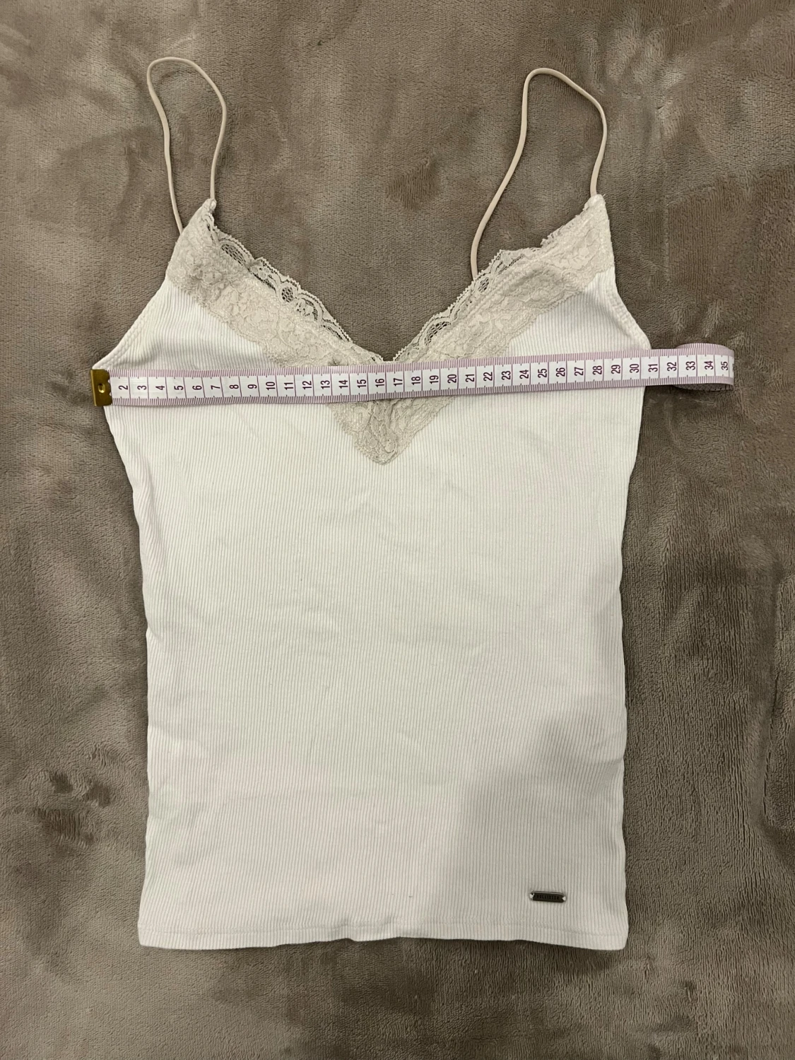 Vit ribbad linnetopp från Hollister - 6