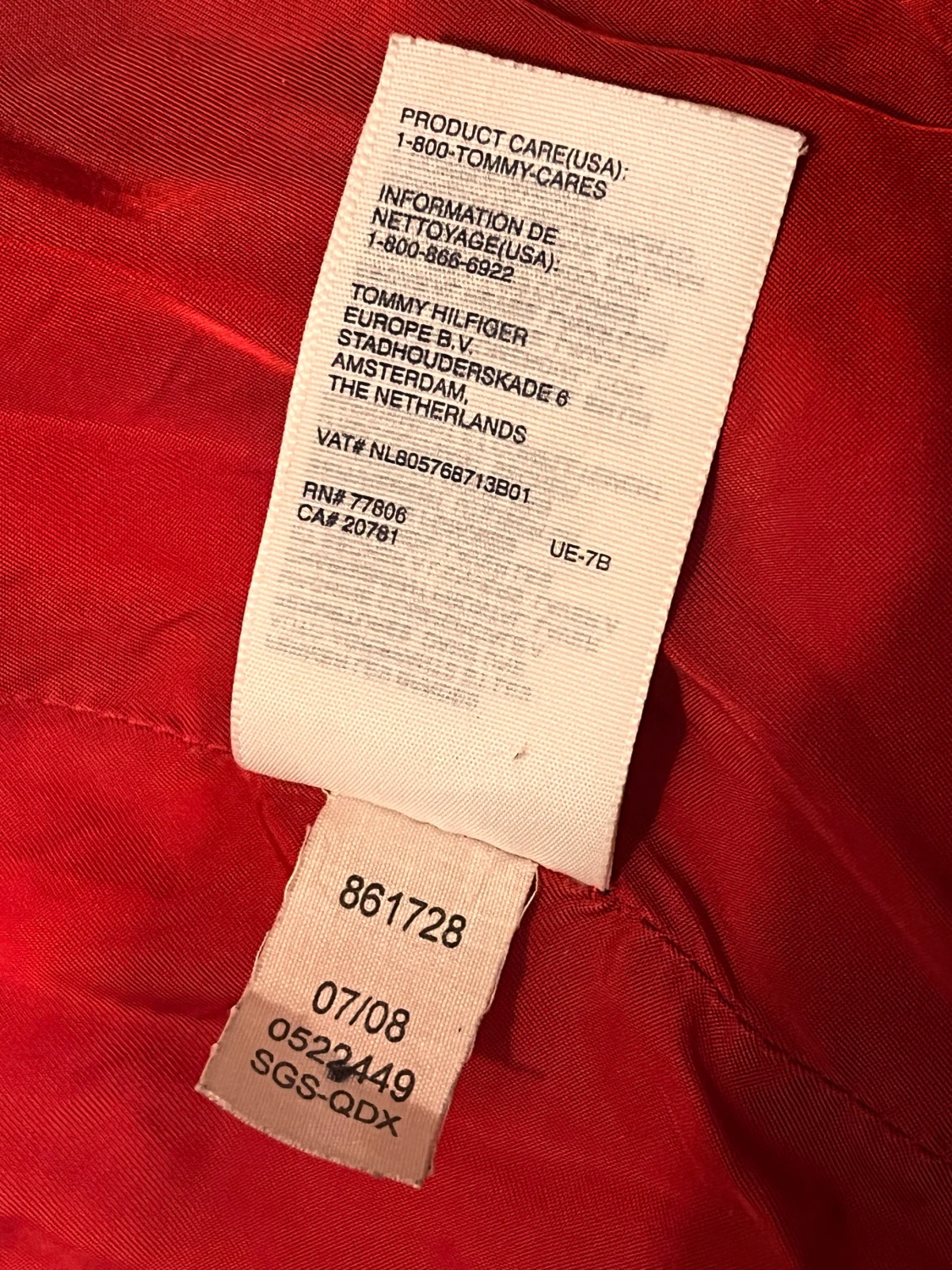 Svart pufferjacka från Tommy Hilfiger - 2