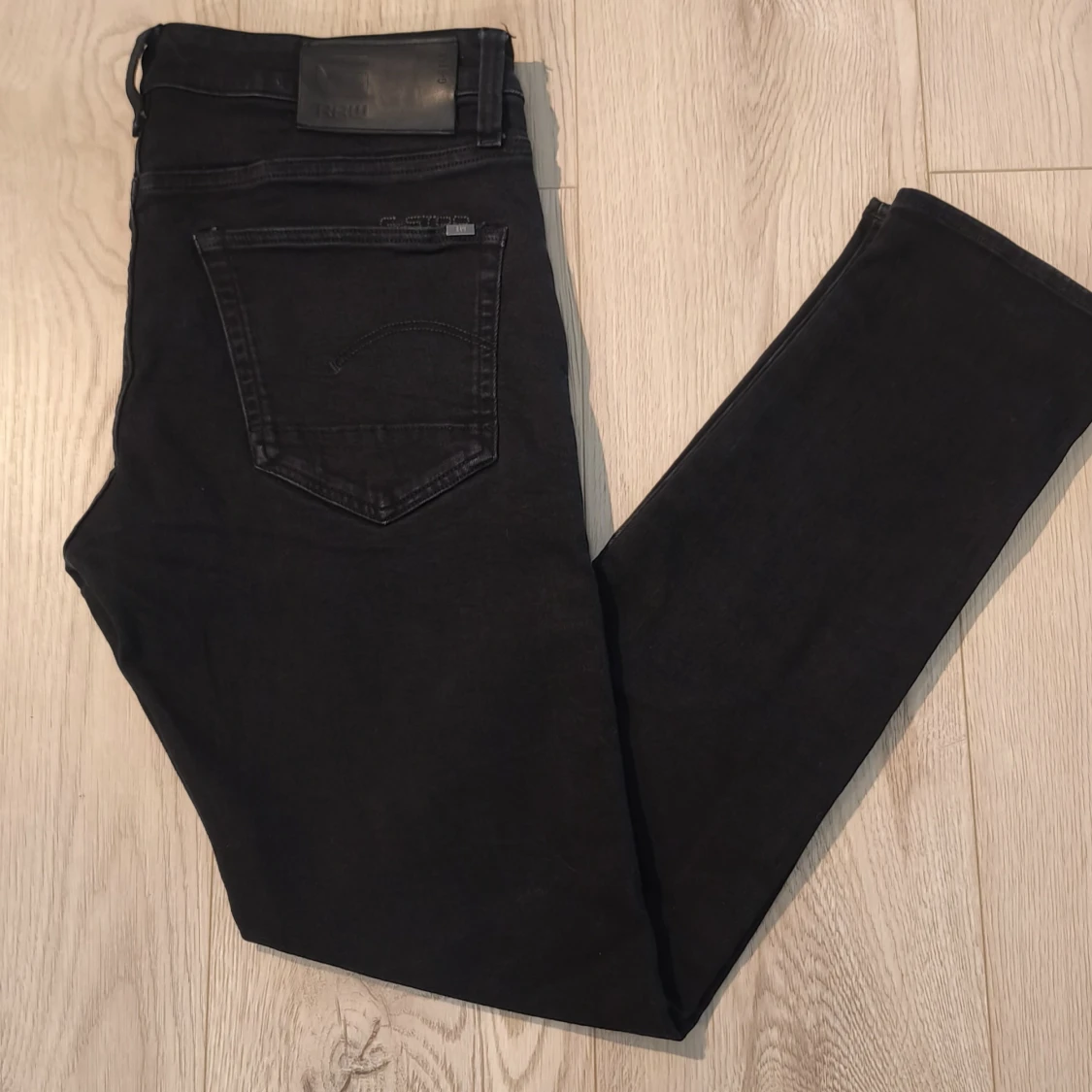 Svarta G-Star RAW 3301 jeans