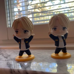 Bts Jimin - Det är från mcdonalds colaben med bts. Detta är två stycken så skriv om du vill ha en. Bra skick, nästan inte ens nuddade 