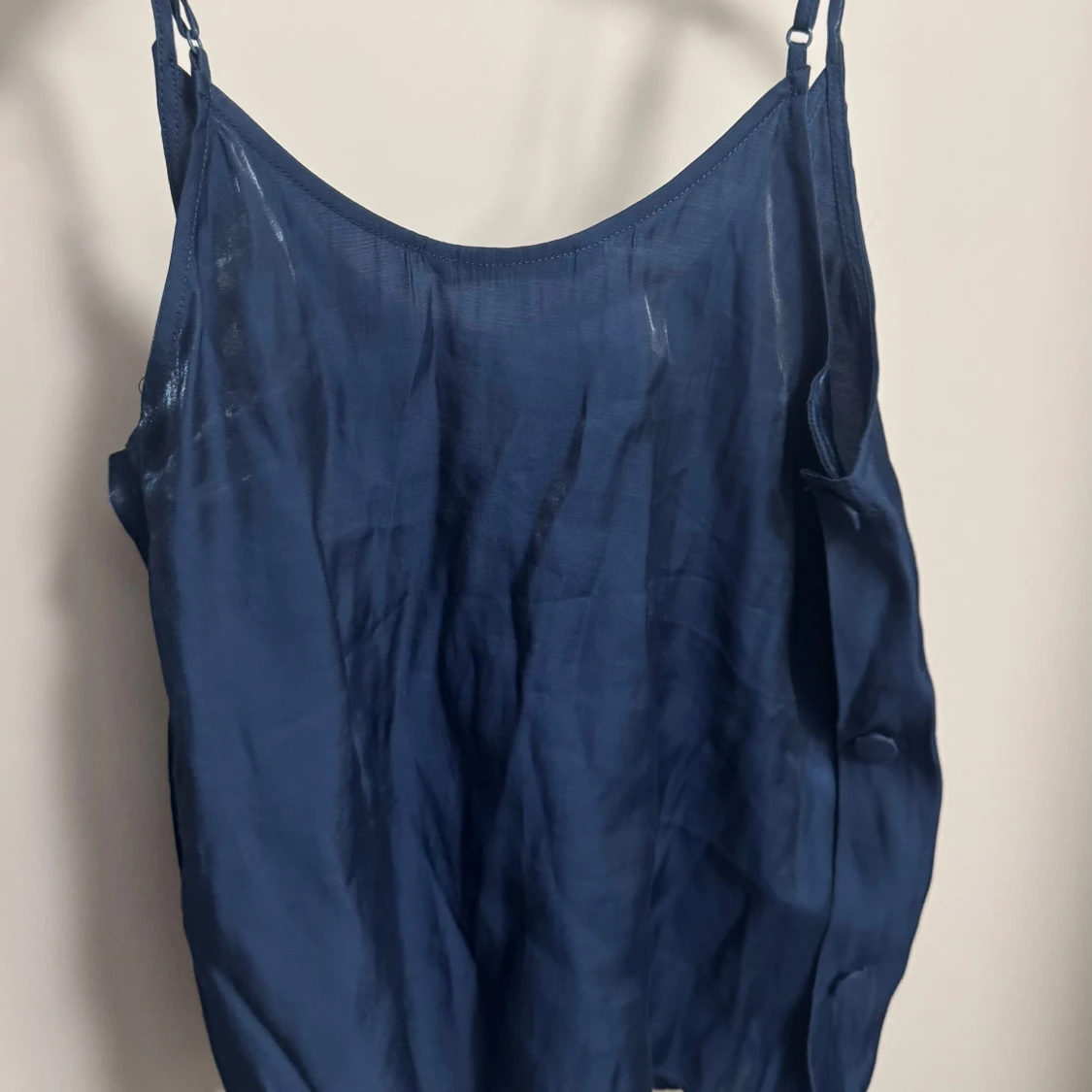 Mörkblå linne från ONLY - 1