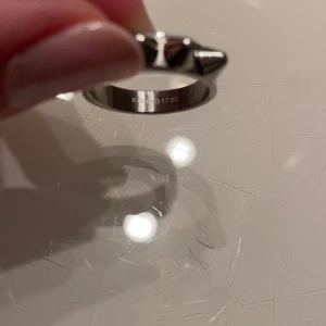 Edblad Ring - Edblad ring, sparsamt använd. Storlek 17.50. Pris kan diskuteras 💞
