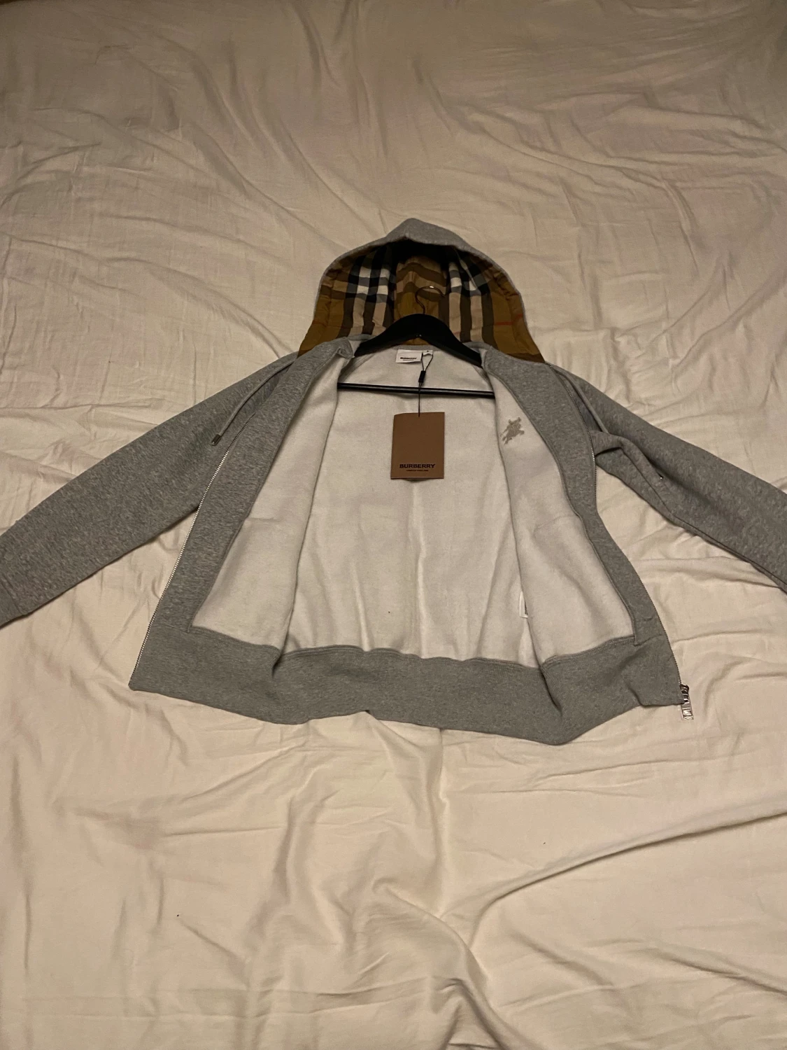 Grå Burberry hoodie