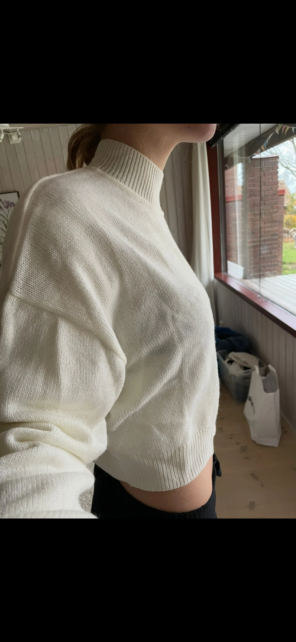 Vit croppad polotröja med lång ärm - 1