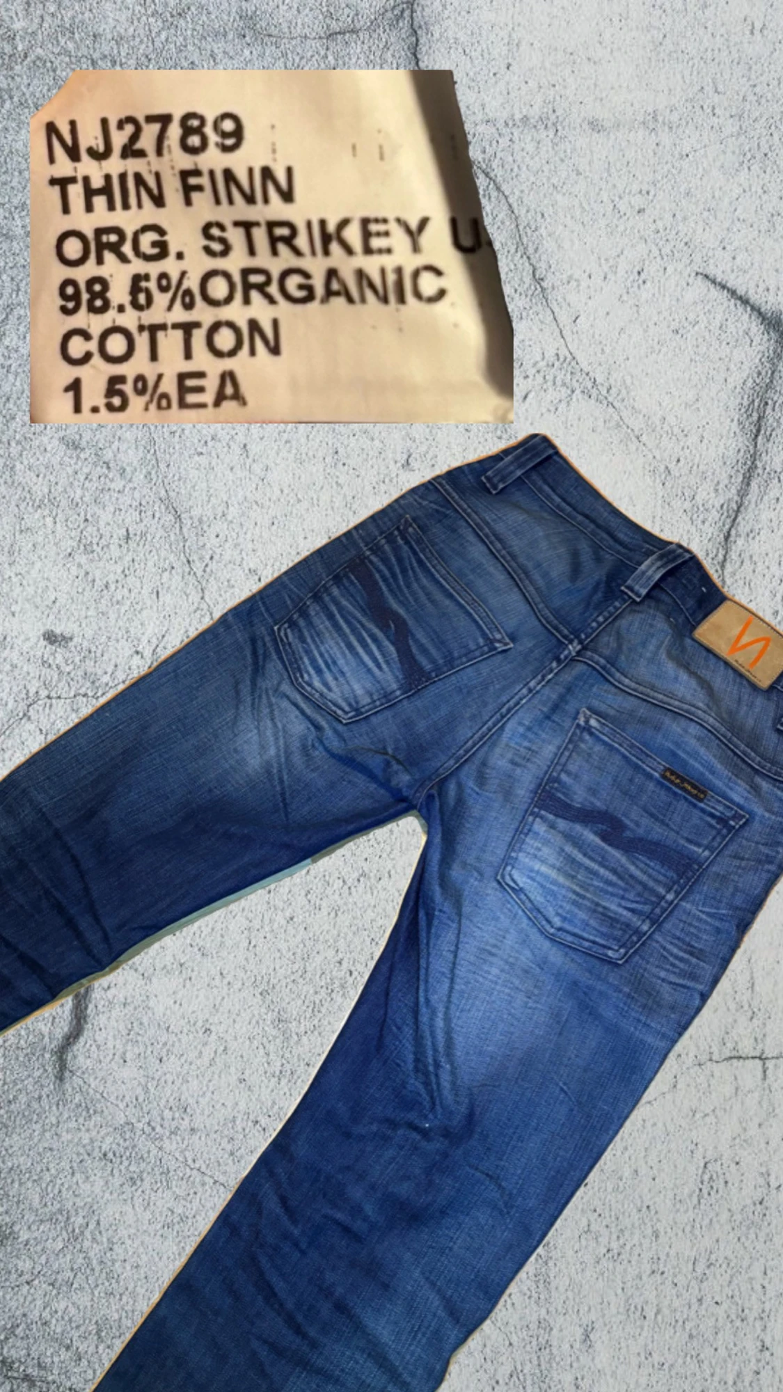 Nudie thin finn jeans med asfeta fades! - 1