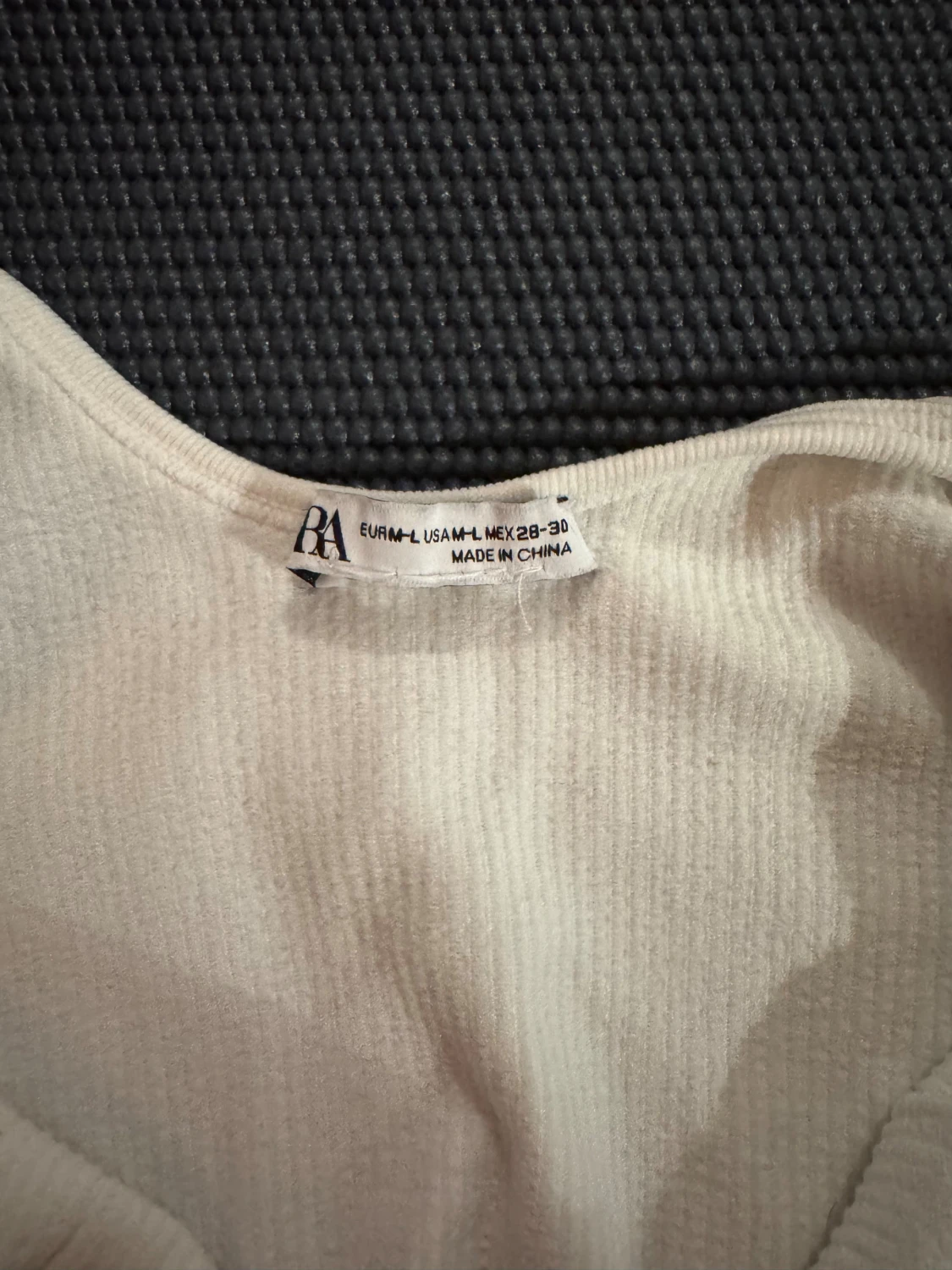 Beige ribbad body från Zara - 2