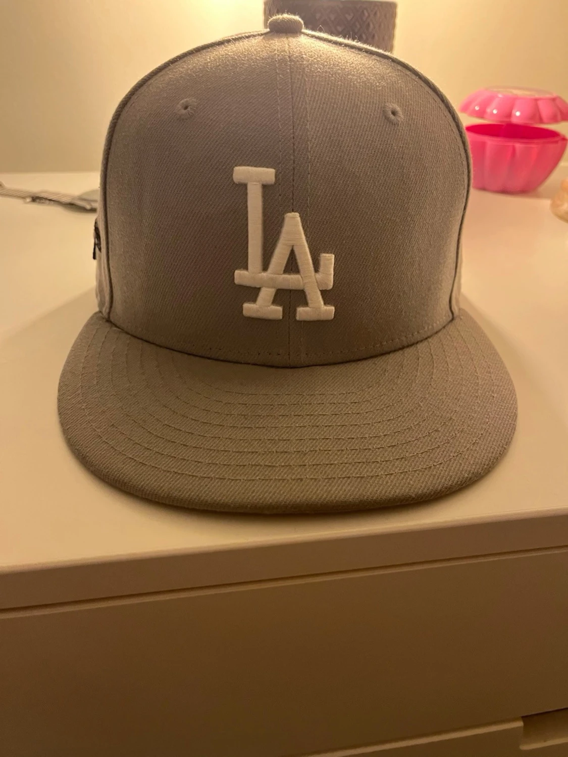 Grå keps med broderad AK47-detalj - 2