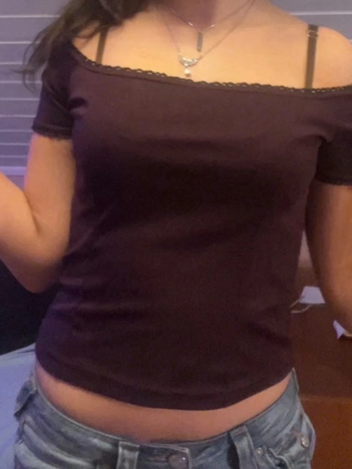 Mörklila offshoulder topp - 1