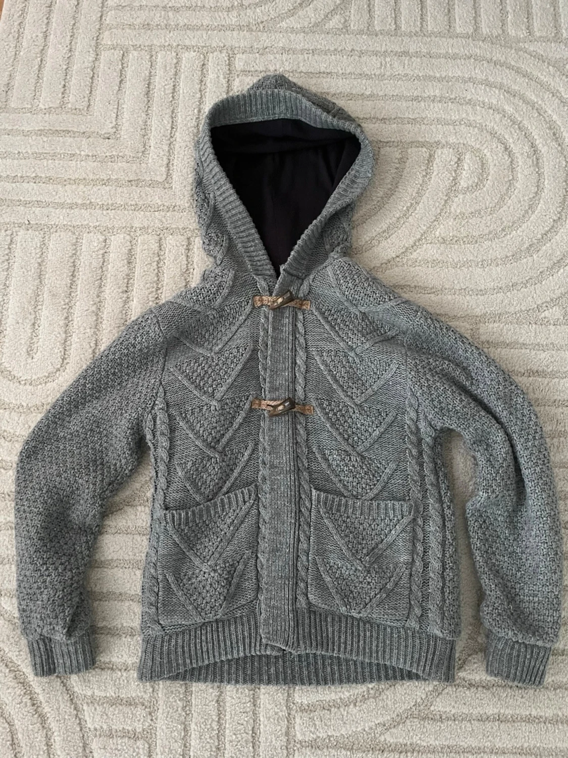 Grå stickad cardigan  - 2