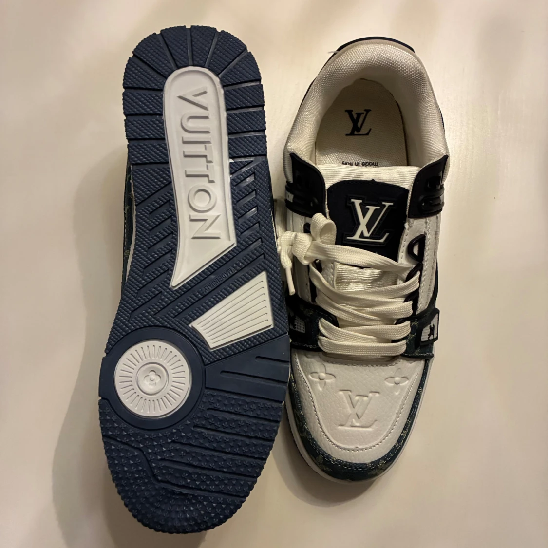 Louis Vuitton sneakers  - 1