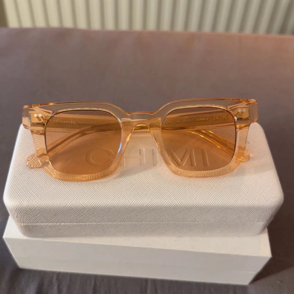 CHIMI ljusorange fyrkantiga solglasögon