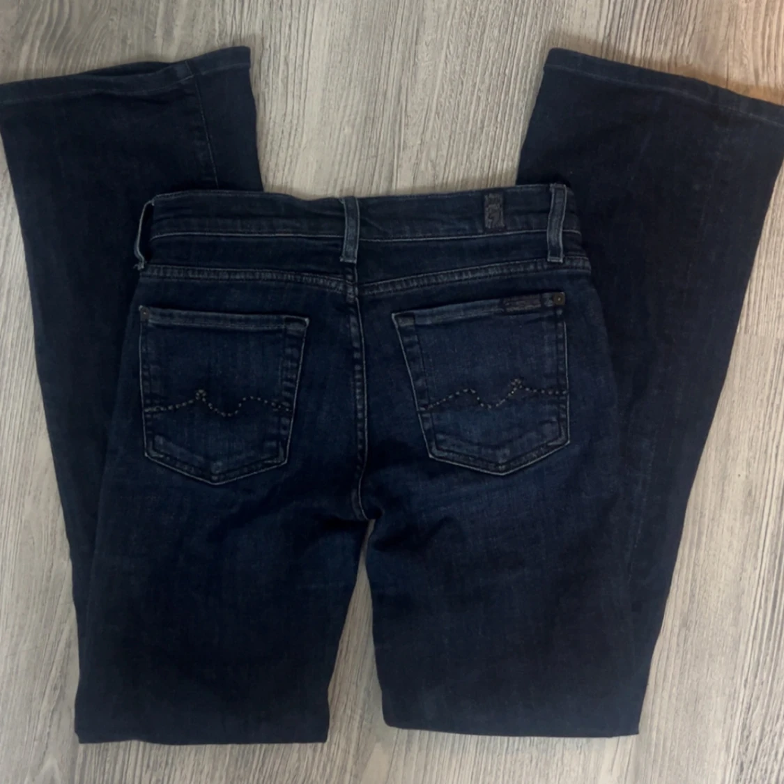 Low waist bootcut jeans - 4