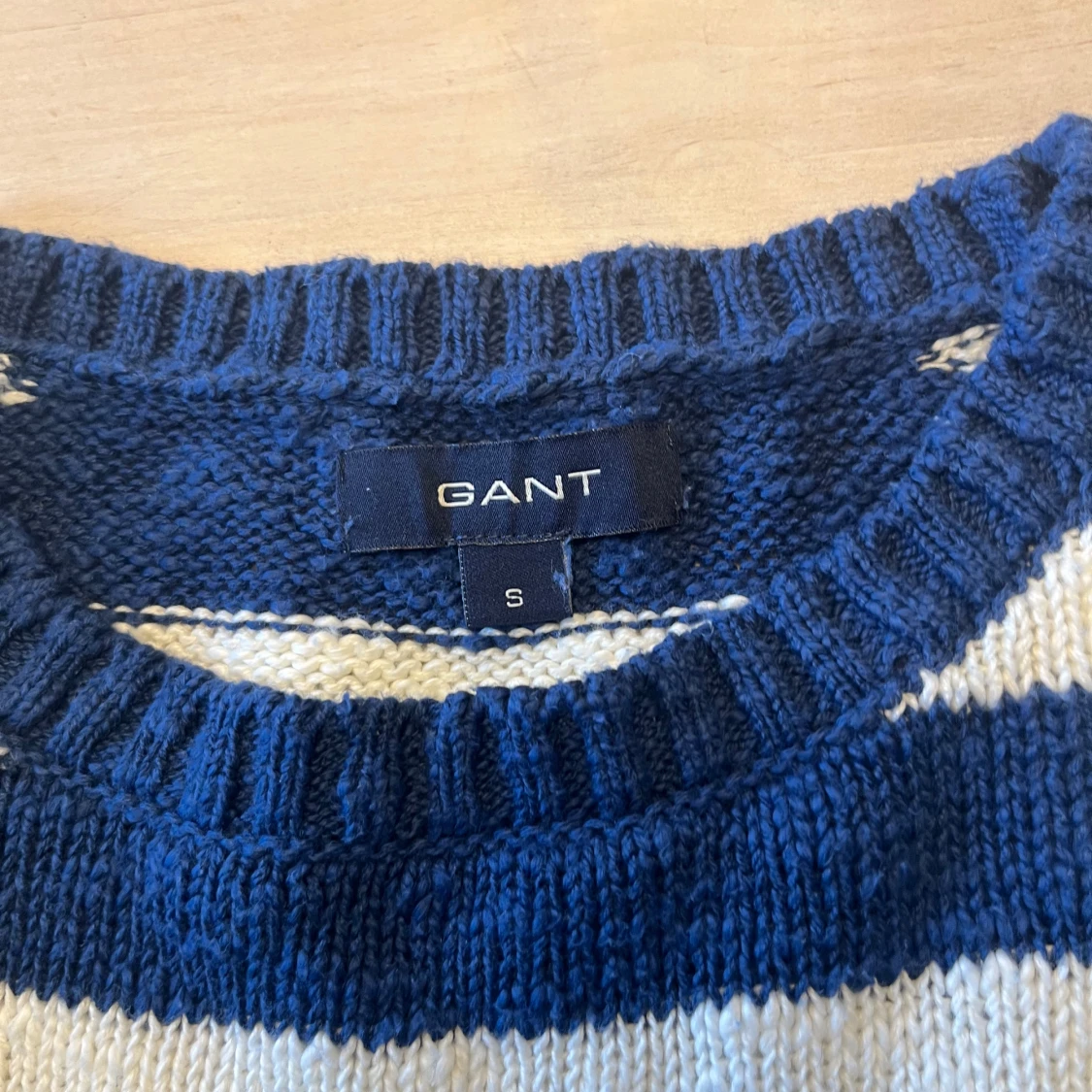 Randig stickad tröja från GANT - 2