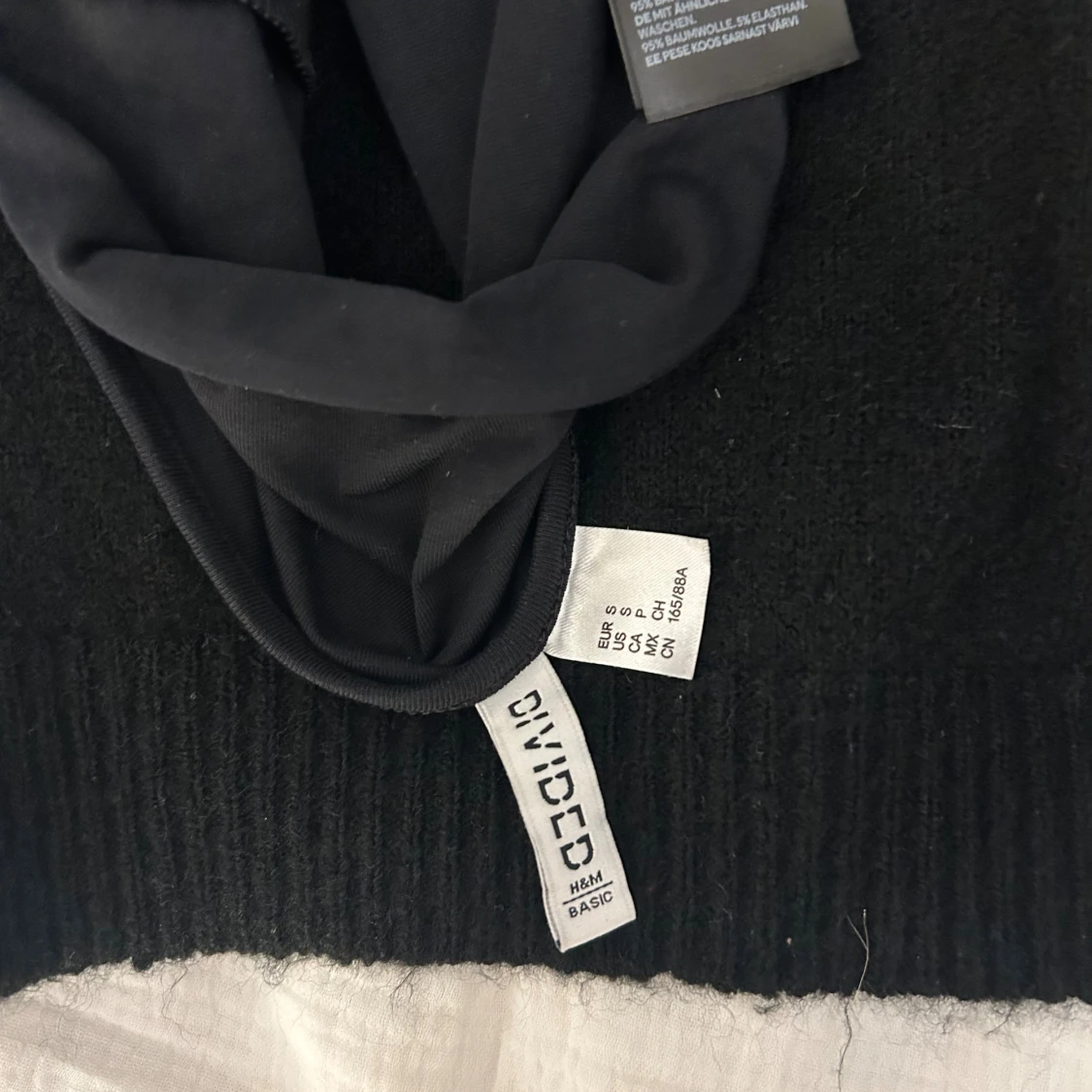 Svart linnetopp från H&M Divided - 1