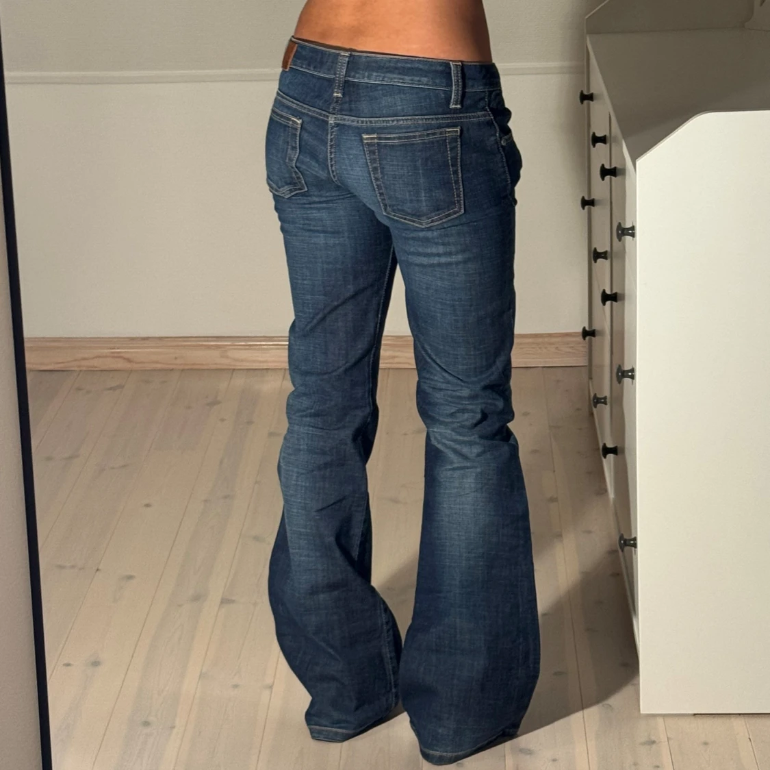 Low bootcut jeans  - 1