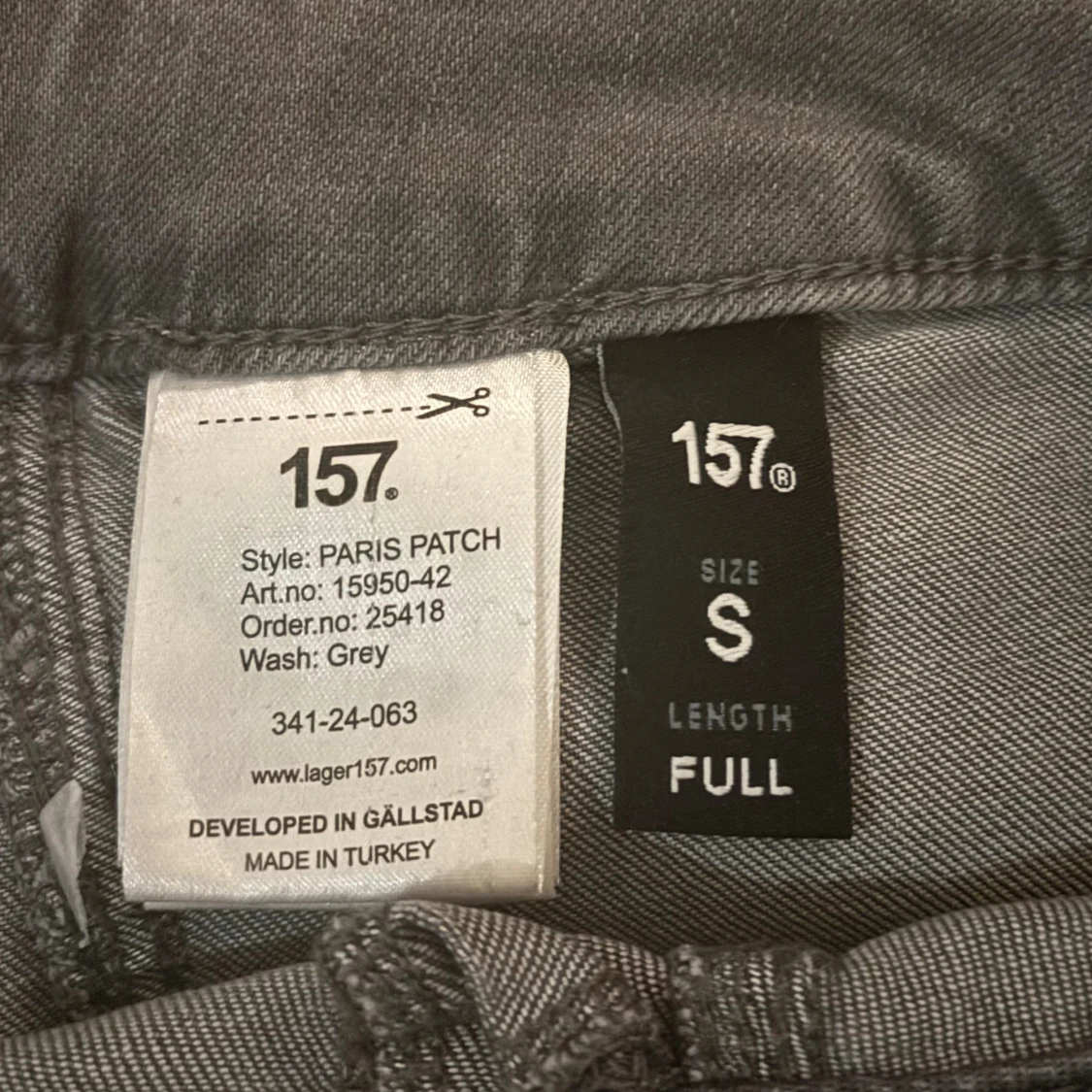 Grå bootcut jeans från 157 Paris Patch - 2