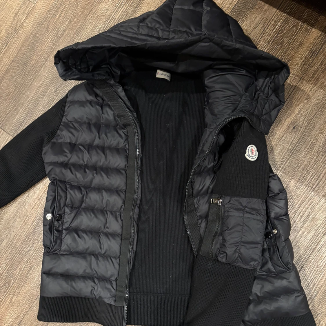 Svart Moncler pufferjacka - 2