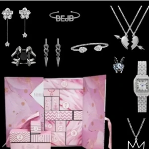 Adventskalender med silversmycken - Adventskalender från skyice med silverfärgade smycken i rostfritt stål. 24 luckor. Köpte för 900 kronor men efter att jag öppnat någon lucka insåg jag ganska snabbt att det inte var smycken i min smak. Hoppas någon annan kan få mer nytta av den❤️