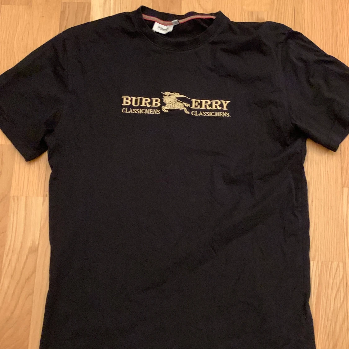 Svart burberry tröja