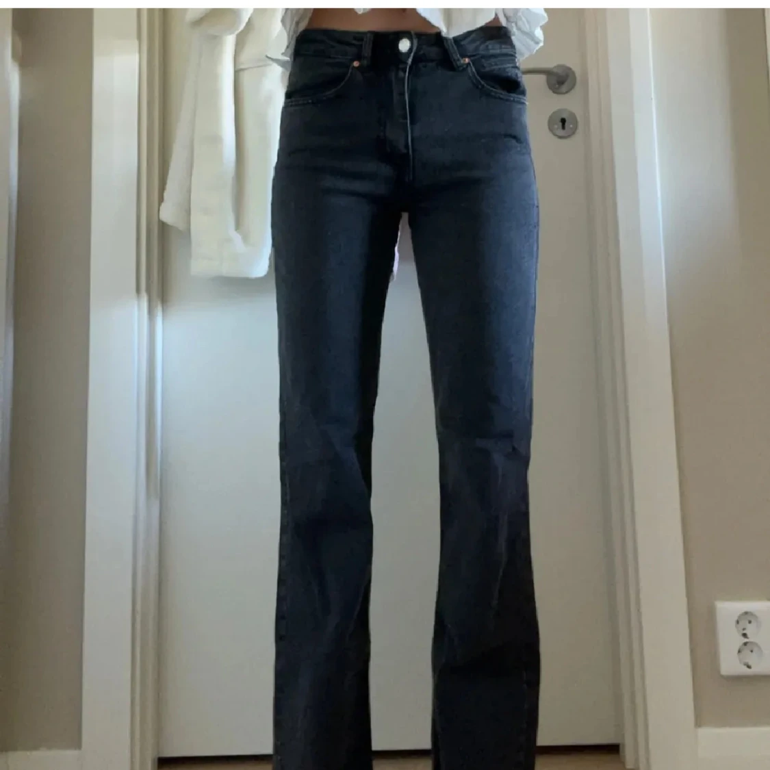 Mörkblå bootcut jeans från Levi's - 1