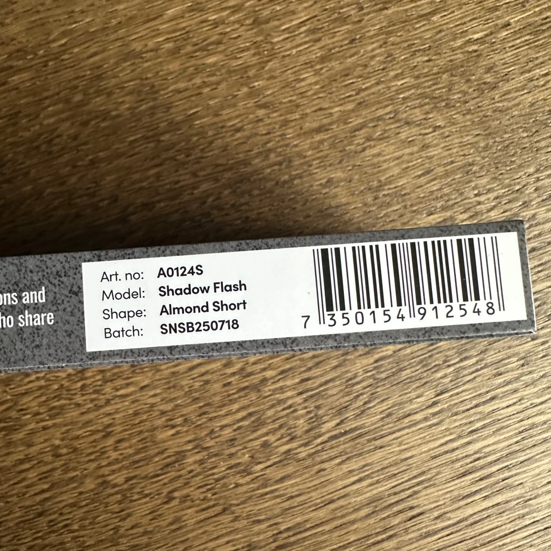 Switch Nails Shadow Flash Almond - 2