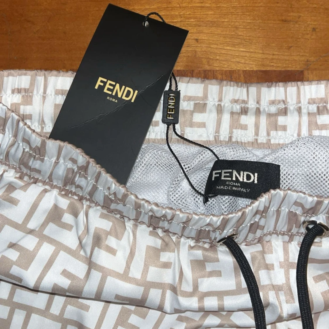 Beige Fendi shorts - 2