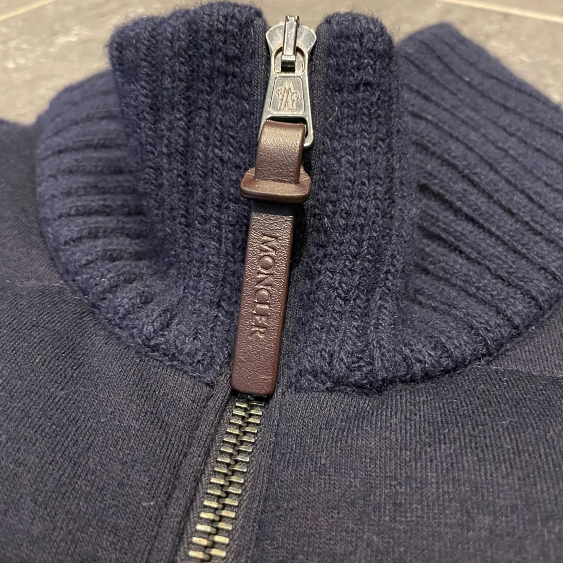 Mörkblå Moncler cardigan tricot - 2