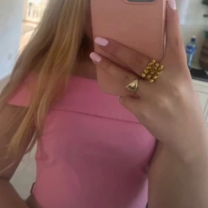 Topp - Söt liten topp i storlek 34💗