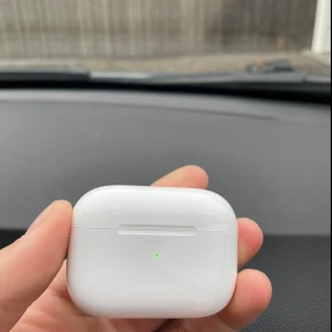 AirPods Pro - Säljer dom bästa 1:1 kopiorna för det här priset. Aldrig använda