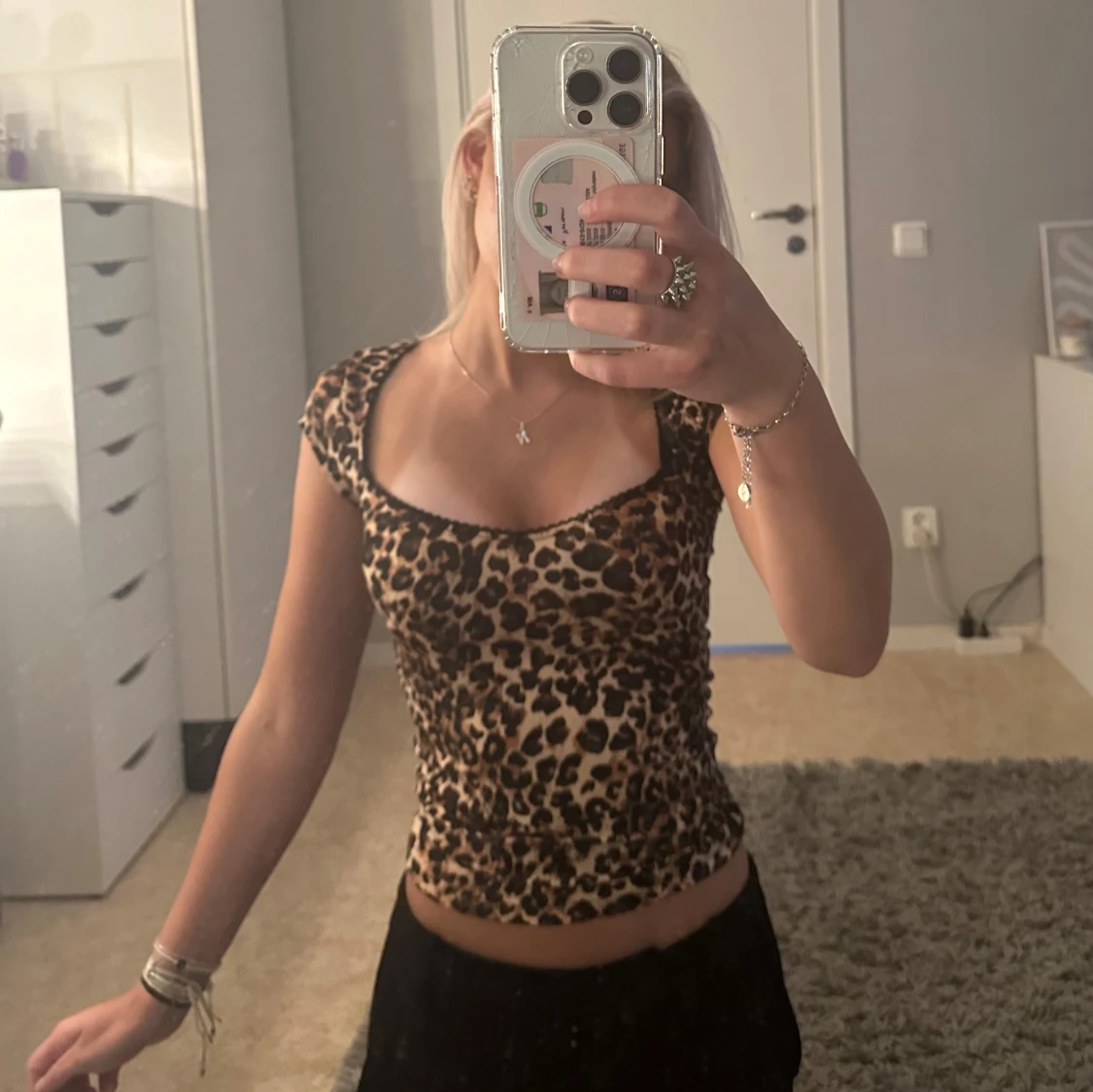 Leopardmönstrad croppad topp