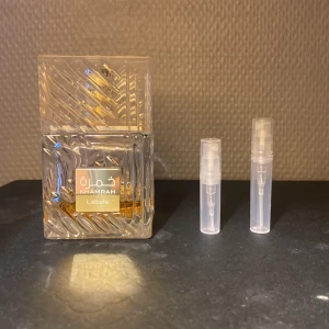 Lattafa Khamrah samples 1,2,3 ml - Säljer lattafa khamrah samples på 1,2,3.                Pris: 1 ml=7kr, 2 ml=12kr, 3 ml=17kr