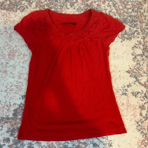 söt blus - gullig tröja från kappahl köpt secondhand.